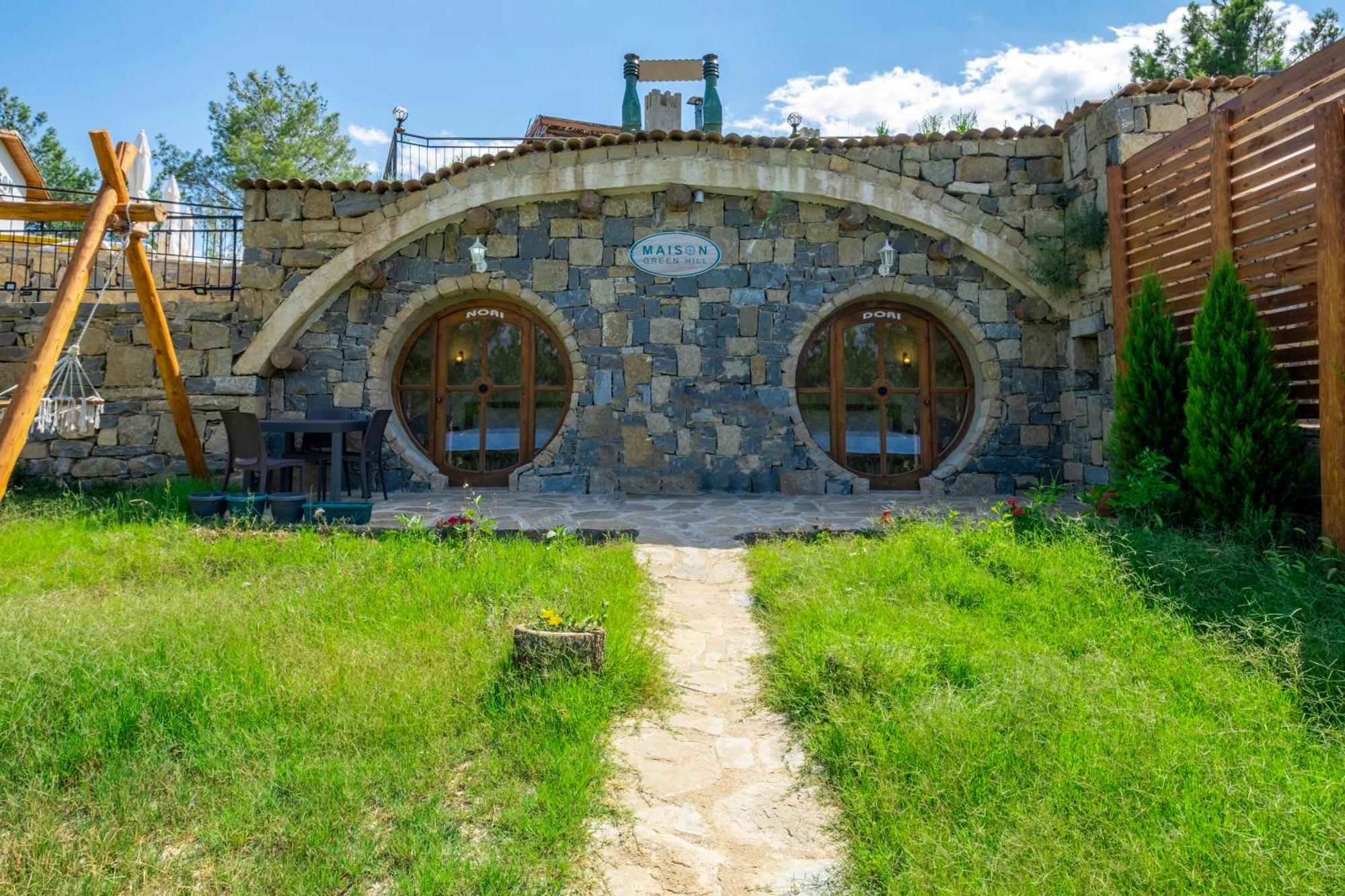 Maison Green Hill Hobbit Villas & Boutique Hotel Antalya Extérieur photo
